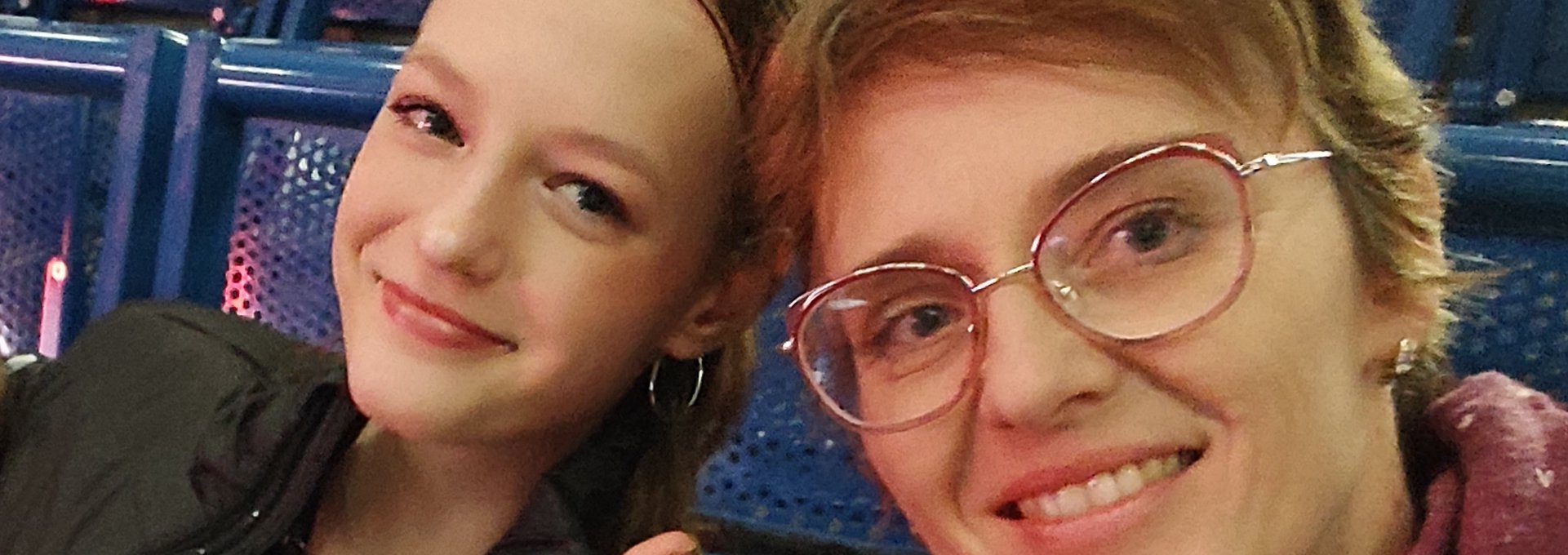 Ein Mutter mit ihren zwei Kindern